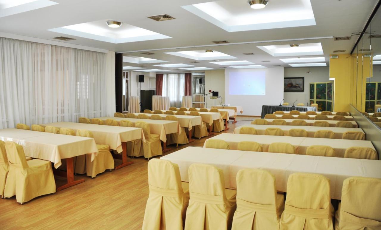 Hotel Metropol Лариса Экстерьер фото